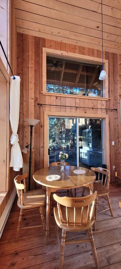Ocean Views & Sunset Beach Cabin With Soaker Tub & Fire Pit Villa Powell River Kültér fotó