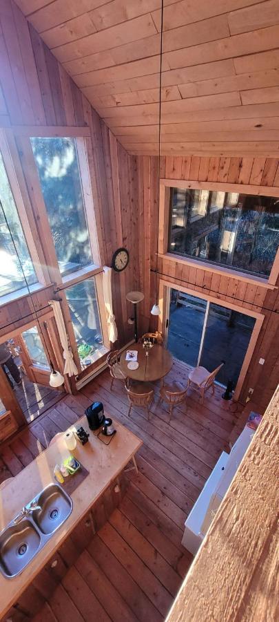 Ocean Views & Sunset Beach Cabin With Soaker Tub & Fire Pit Villa Powell River Kültér fotó